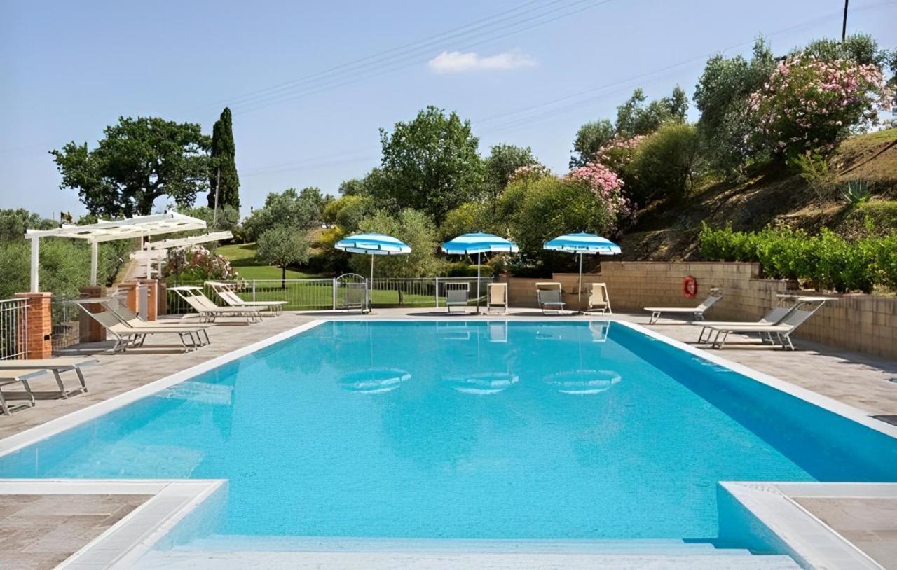 Agriturismo Casale Giulia Volterra Exterior photo